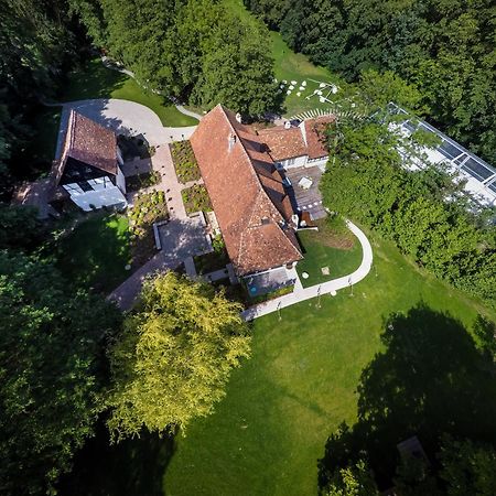 Domaine Du Kaegy - Hebergements 5 Etoiles Steinbrunn-le-Bas Екстериор снимка